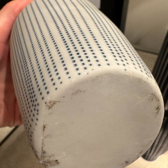 Pair of New 9 inch Designer Thai Ceramic Stoneware Porcelain Vases Blue Gray - Picture 5 of 7